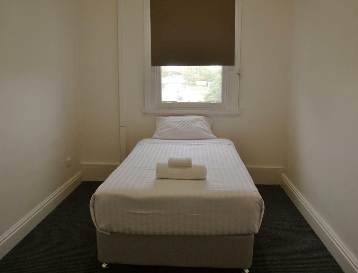 Garden Hotel Dubbo Eksteriør bilde